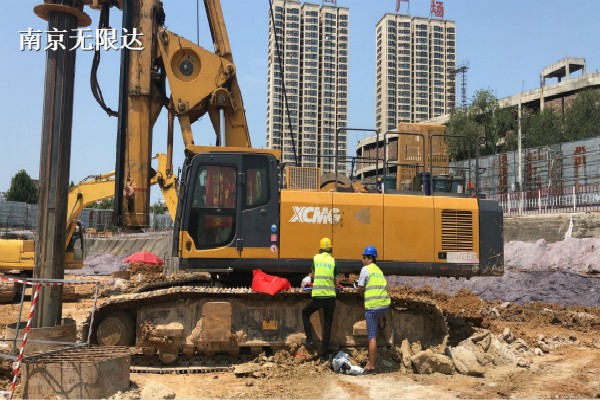 求知欲讓我了解旋挖機，求生欲讓我賴上旋挖機.jpg