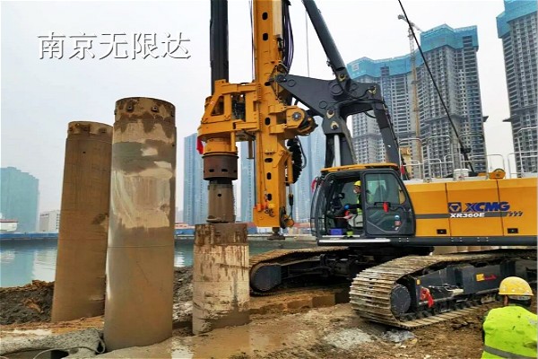 一臺旋挖機價格在多少，租機一定要看這三點！.jpg